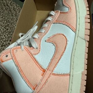 Nike Dunk High 1985 Artic Orange Sneakers